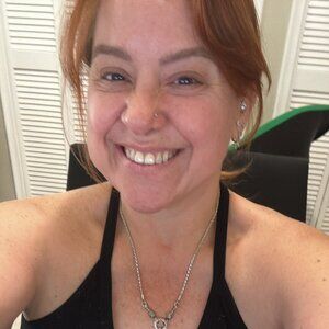 Meet your Posher, Ana t.